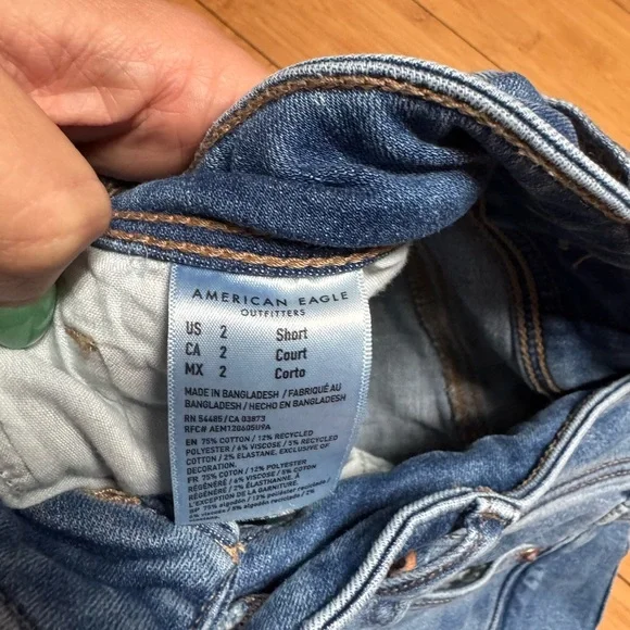 American Eagle Outfitters Blue Flare Jeans - Picture 3 of 6